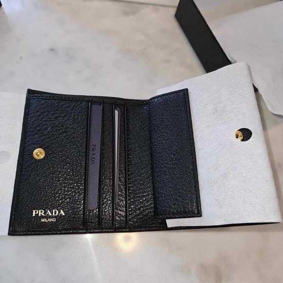 AUTHENTIC Prada Wallet NWT - Picture 3 of 11